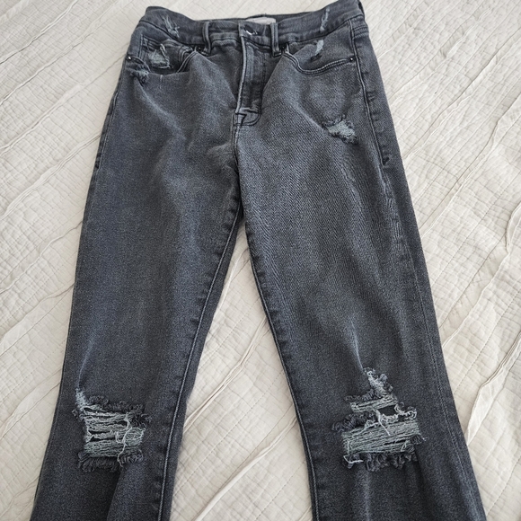 Good American Good Waist Distressed Skinny Jeans Black | Size 4/27 - Picture 4 of 9